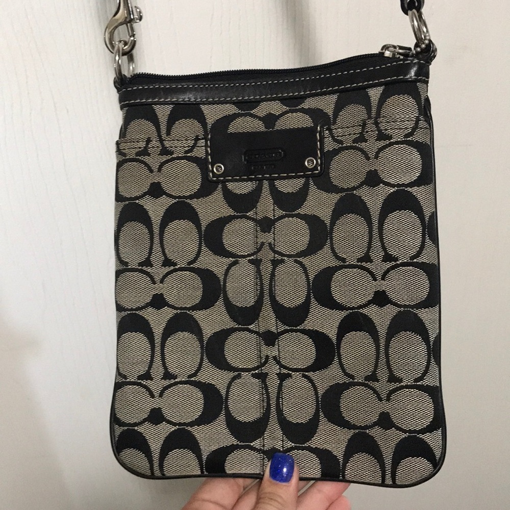 Coach shoulder bag
